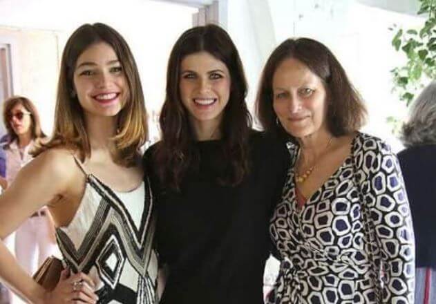 Richard Daddario wife and daughters Alexandra Daddario and Catharine Daddario.